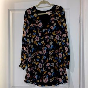 Low cut floral mini dress